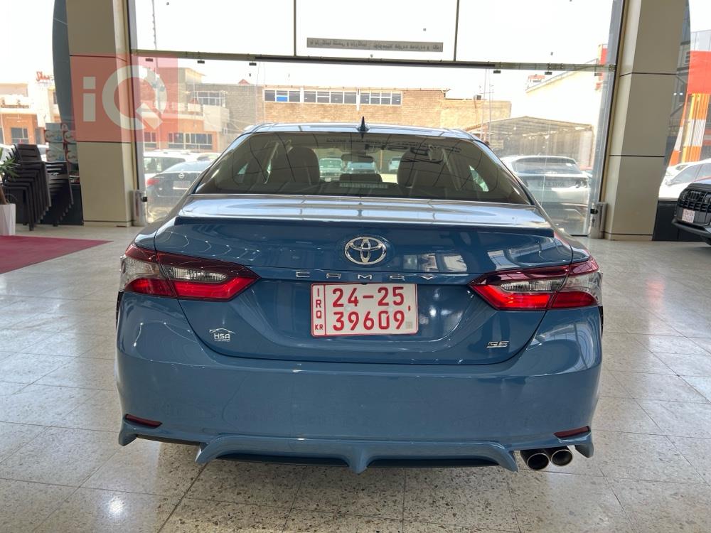 تۆیۆتا کامری